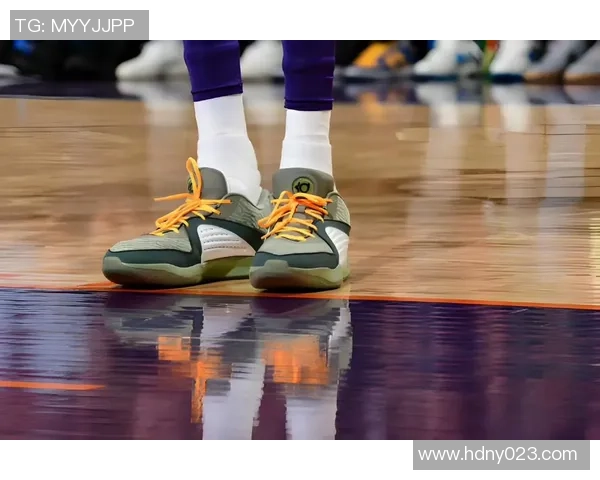 穿中端次顶足球鞋的球星如何平衡性能与性价比在比赛中的表现