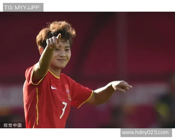 中国女足明星生活照曝光 展现球场外的真实魅力与个性风采 中国女足明星生活照曝光 展现球场外的真实魅力与个性风采